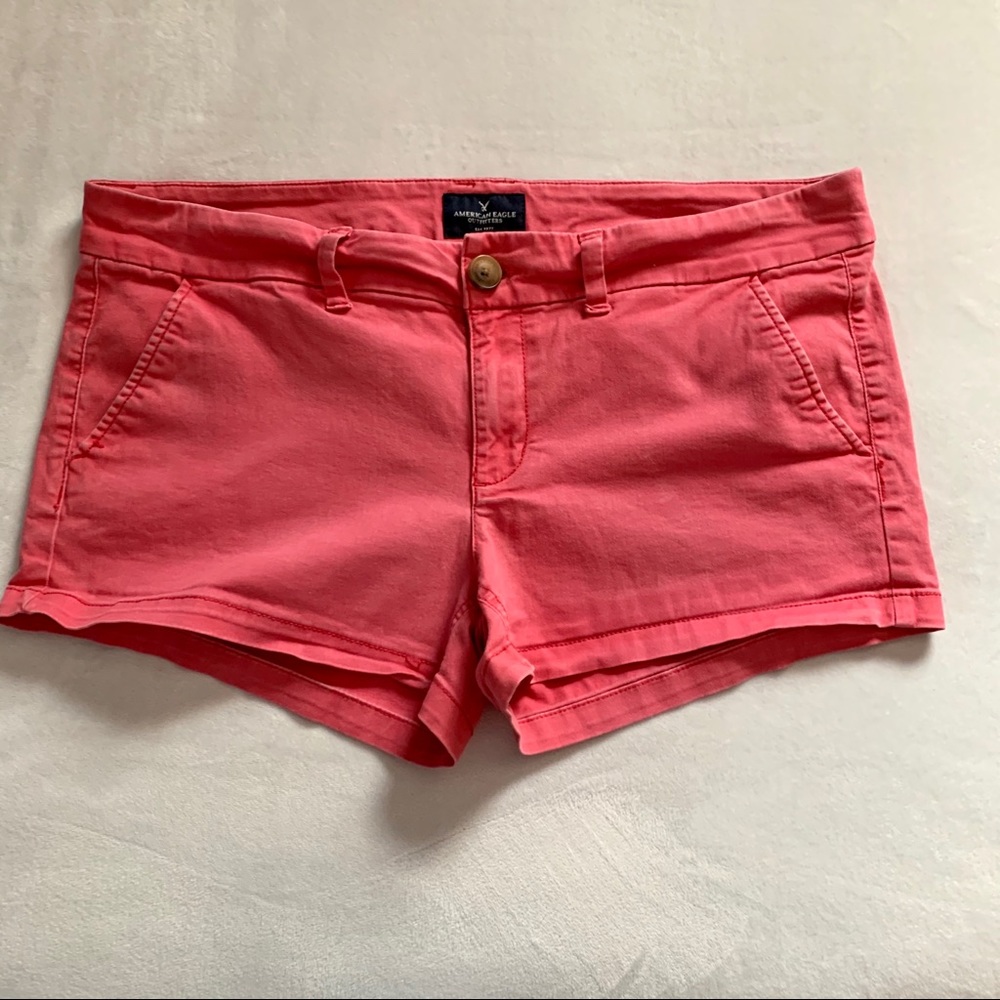 ✨American Eagle Coral Shortie Shorts